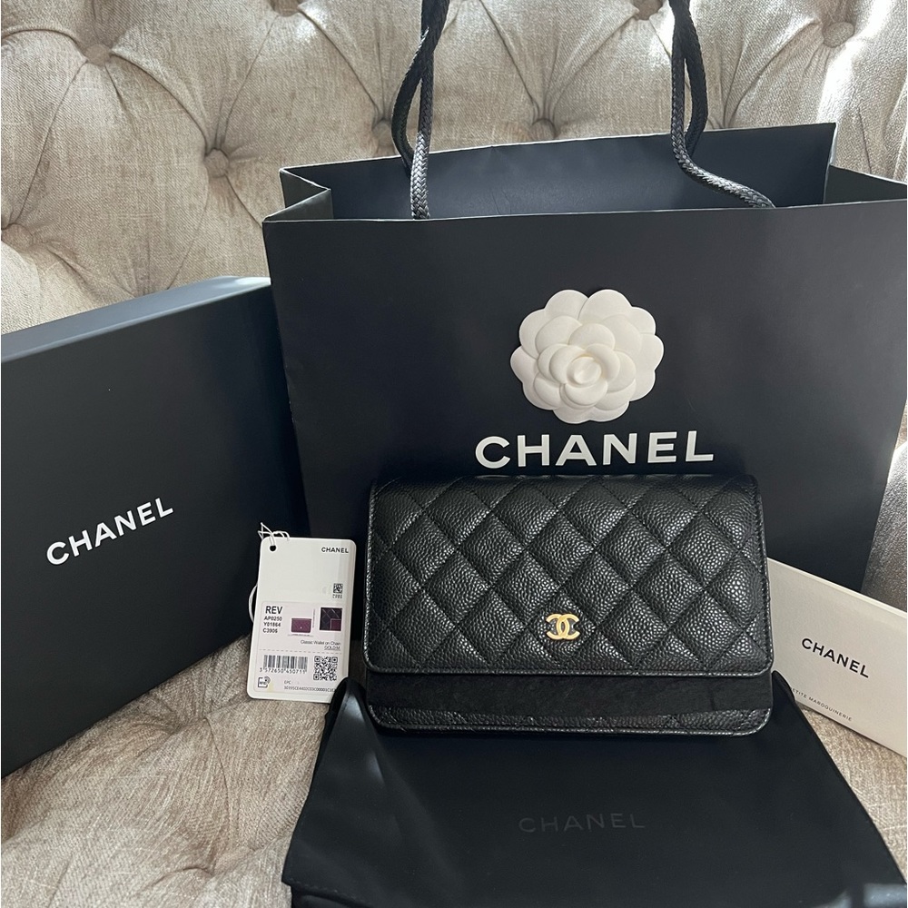 Chanel WOC, Black Caviar/Burgundy/Gold Hardware, NWT
